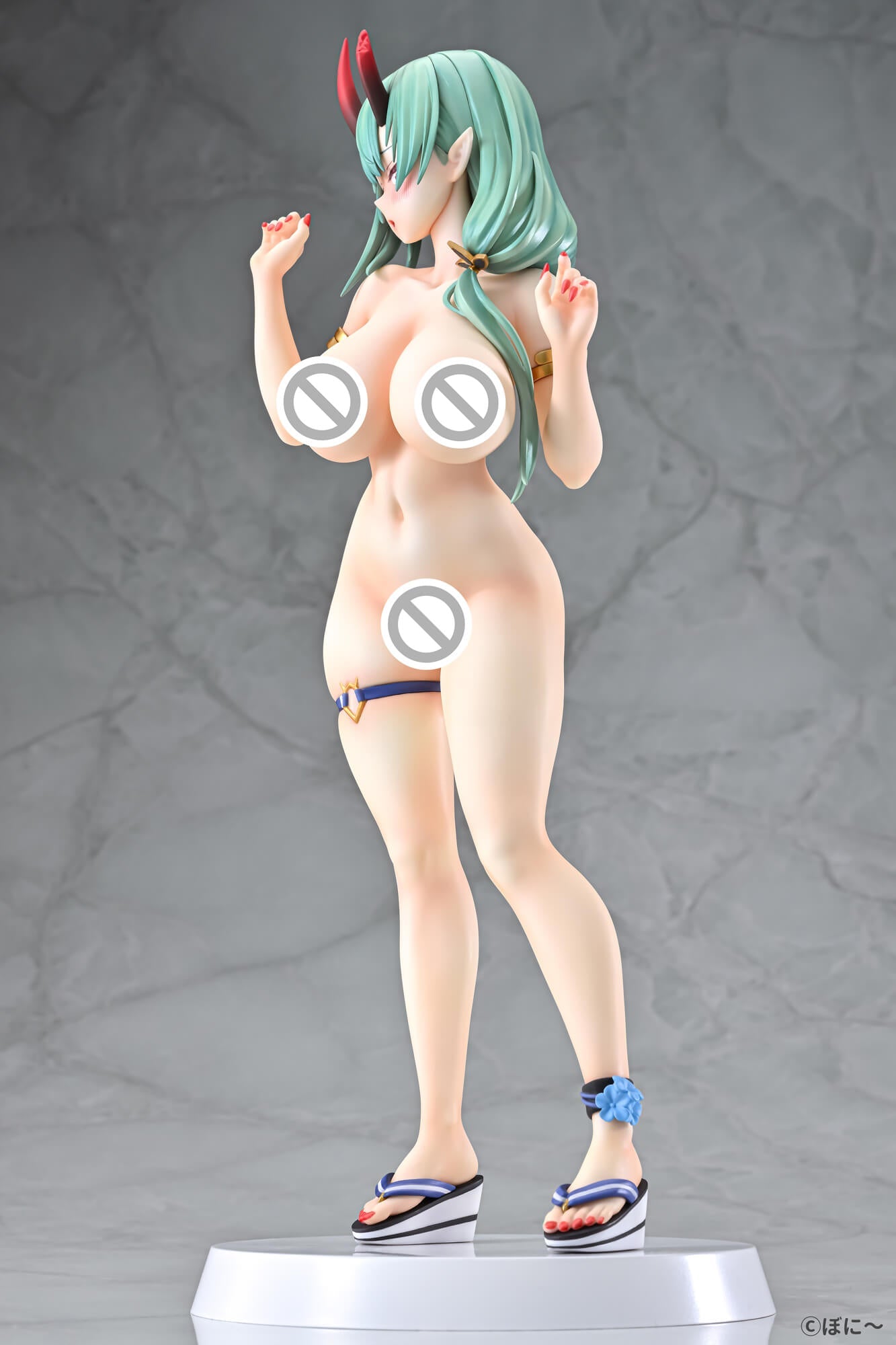 Q-six Akari-chan