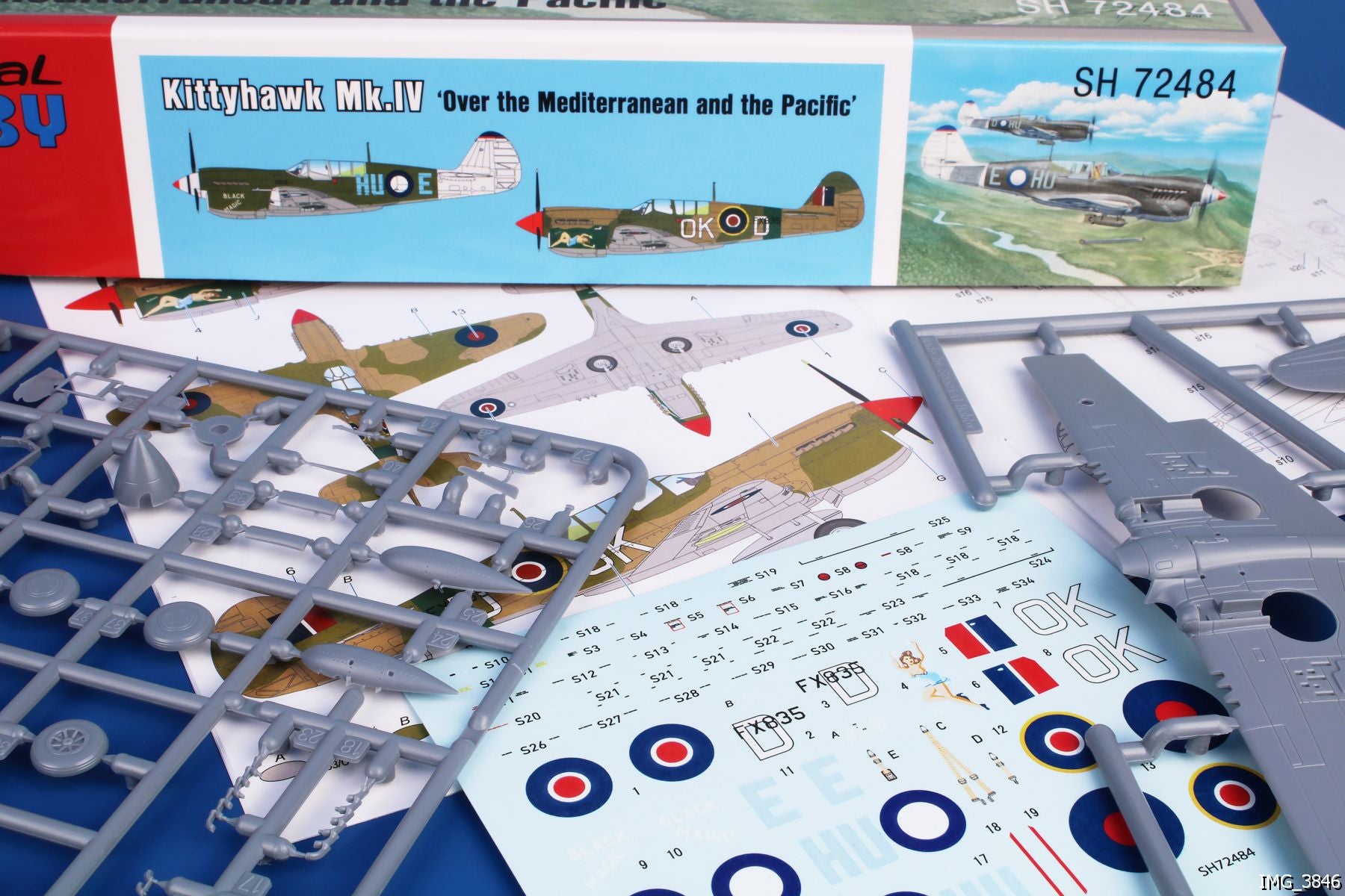 Special Hobby 1/72 Kittyhawk Mk.IV ‘Over the Mediterranean and the Pacific’ | 8594071089498