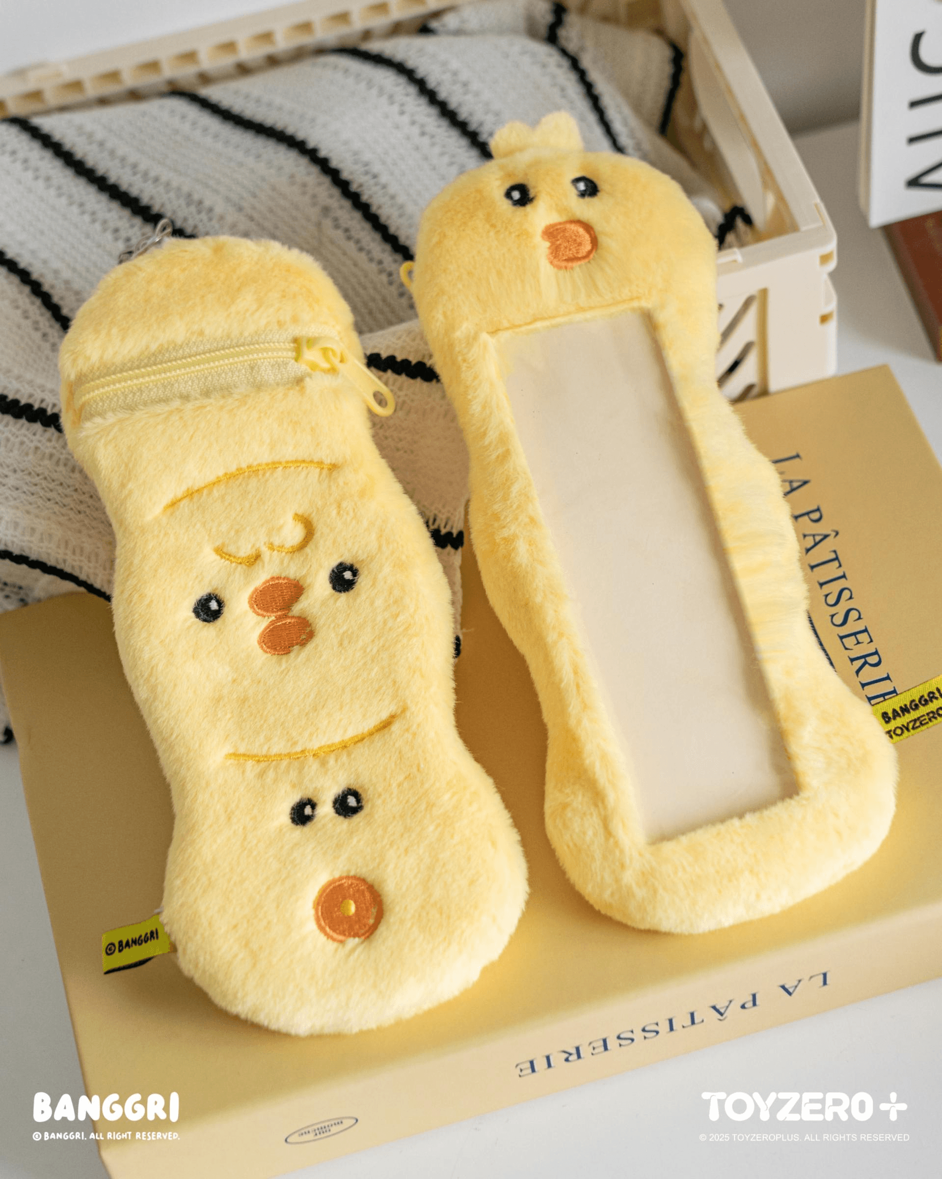 BANGGRI Generic Series - Plush Photocard Case Keychain (Bang-ari ver.) | 6978531761155