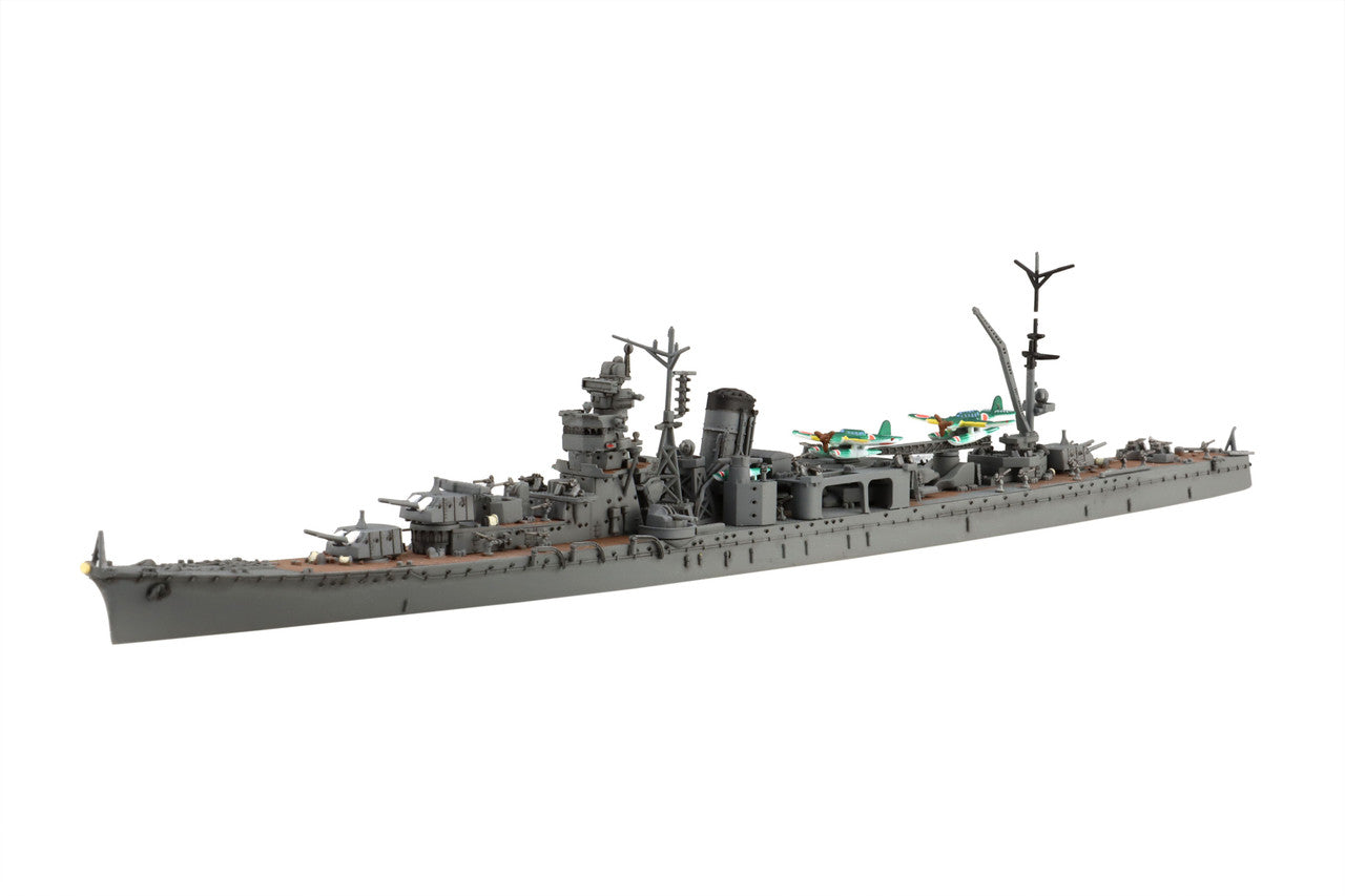 Fujimi 1/700 IJN Light Cruiser Yahagi (1945/1944) Full Hull Model