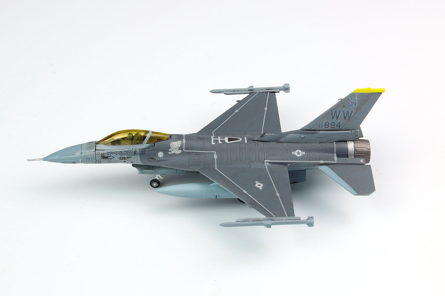Platz 1/144 USAF F-16C Fighting Falcon ‘Pacaf Demonstration Team’