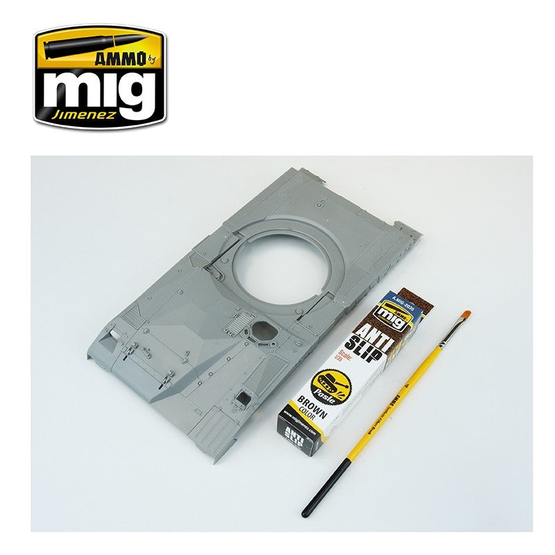 Ammo Mig Anti-Slip Paste – Brown Color (for 1/35) | 8432074020356