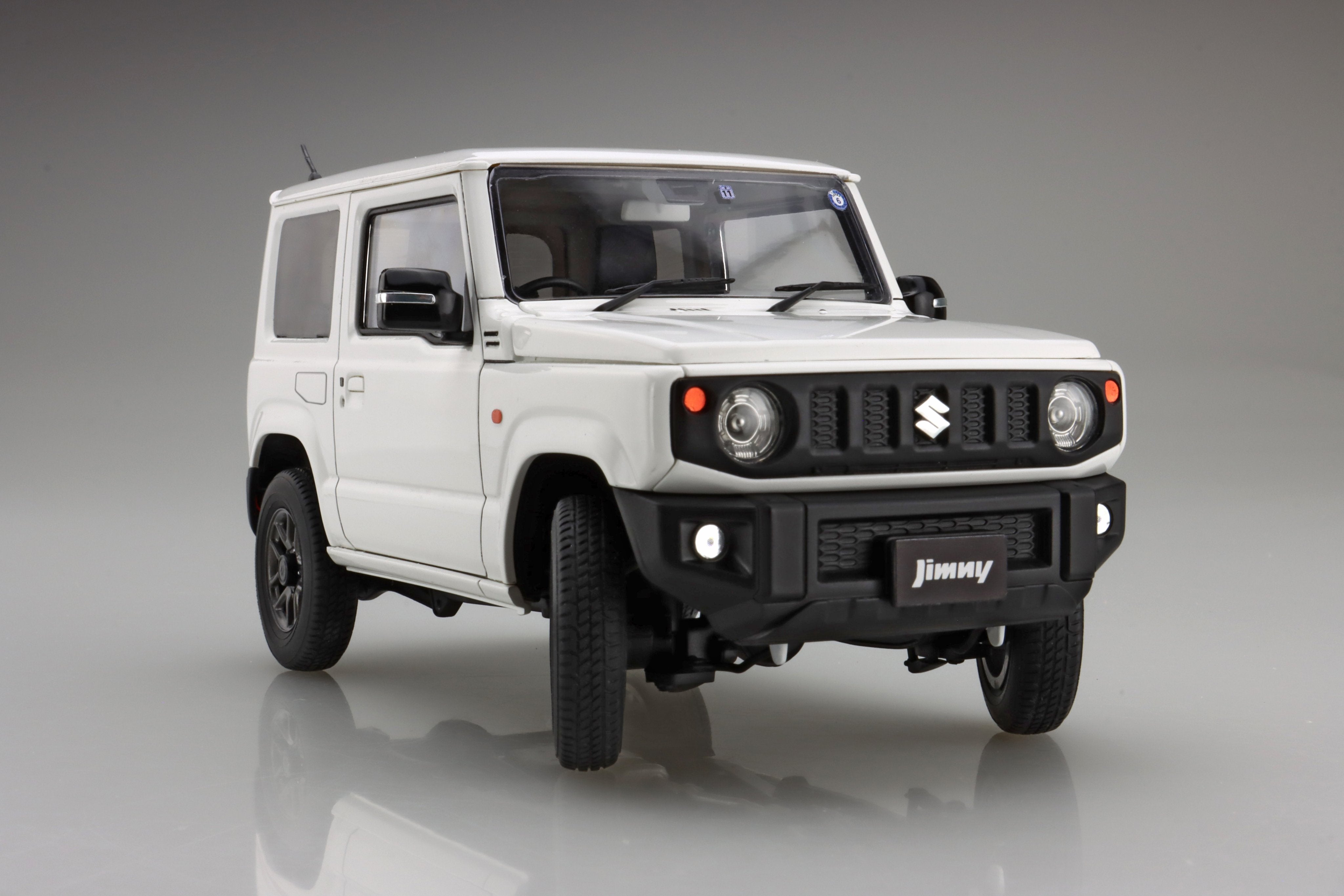 Fujimi 1/24 Suzuki Jimny JB64 (XC/Pure White)