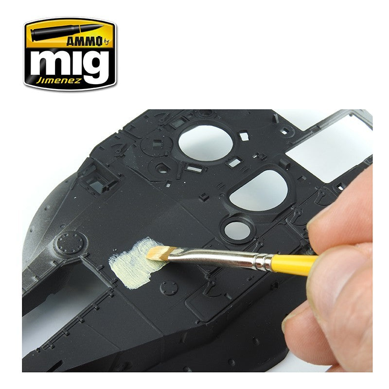 Ammo Mig Anti-Slip Paste – Sand Color (for 1/35) | 8432074020332