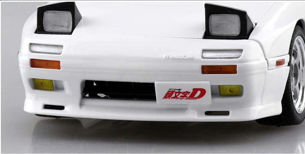 Aoshima 1/24 Pre-Painted Initial D Takahashi Ryosuke FC3S RX-7 (Comics Vol.5 Akina Battle Ver.) Model Kit | 4905083062487