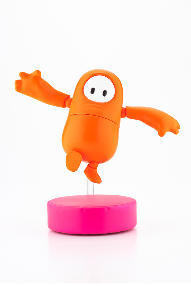 FALL GUYS ULTIMATE KNOCKOUT Action Figure pack 01: Movie Star/Chicken Costume | 4934054036066