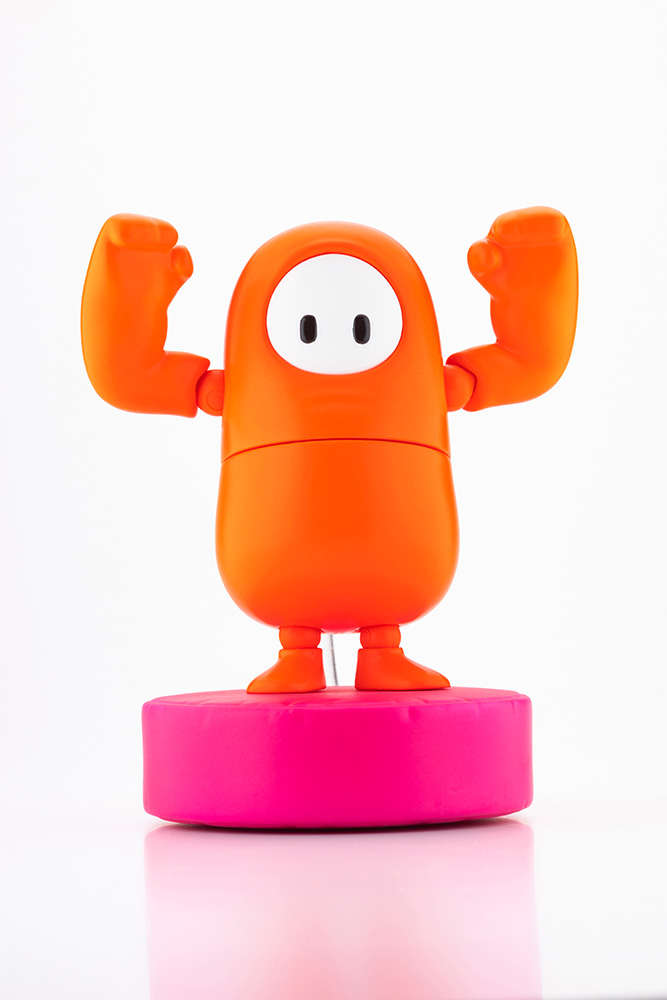 FALL GUYS ULTIMATE KNOCKOUT Action Figure pack 01: Movie Star/Chicken Costume | 4934054036066