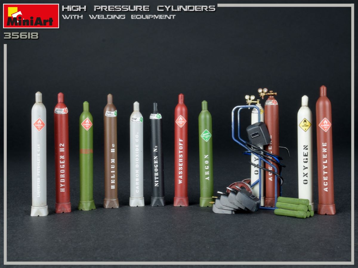 MiniArt High Pressure Cylinders w/ Welding Equipment | 4820183312907