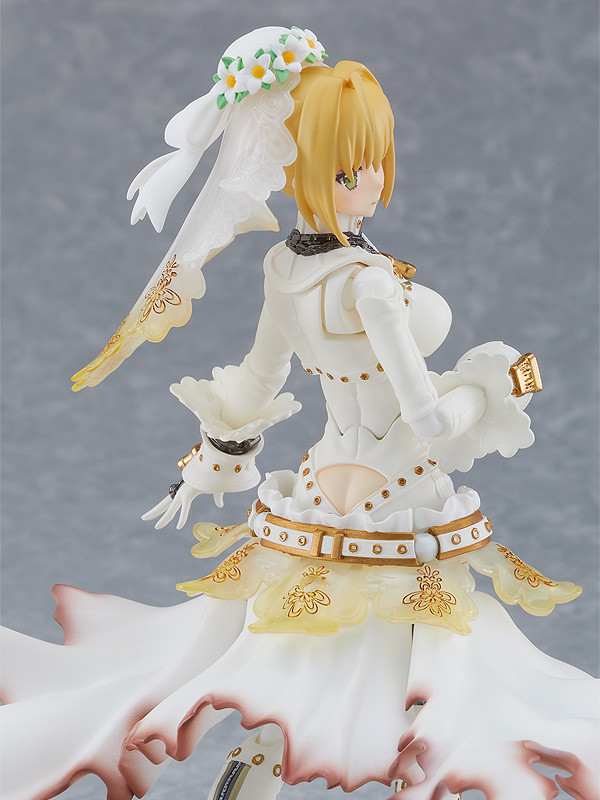 figma Saber/Nero Claudius (Bride) | 4545784068090
