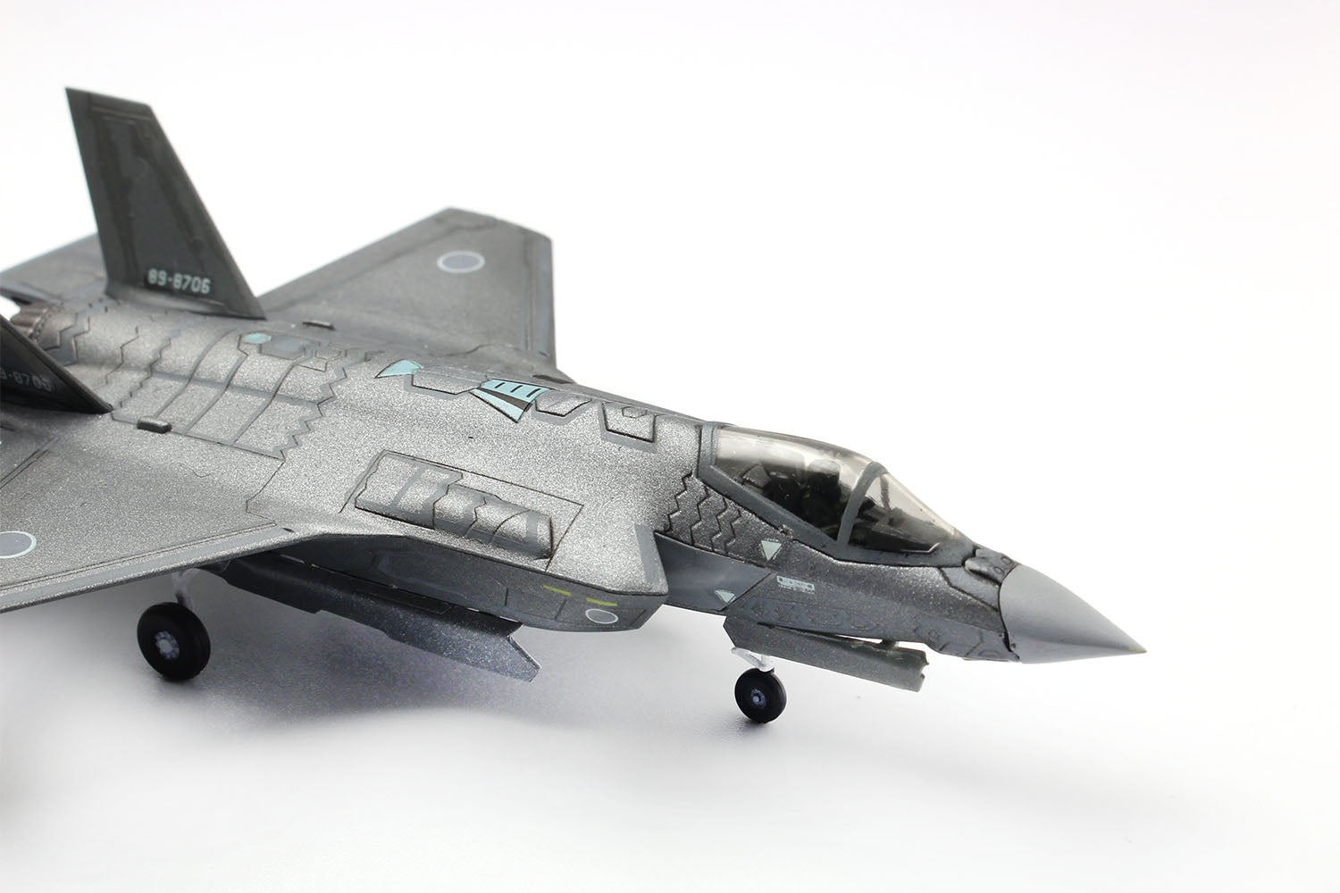 Platz 1/144 JASDF F-35A Lightning II (2 kits in one box)