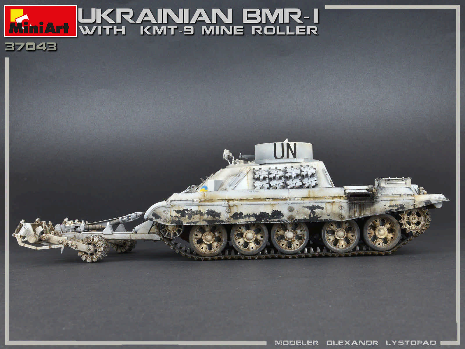 MiniArt 1/35 Ukrainian BMR-1 w/ KMT-9 | 4820183312358