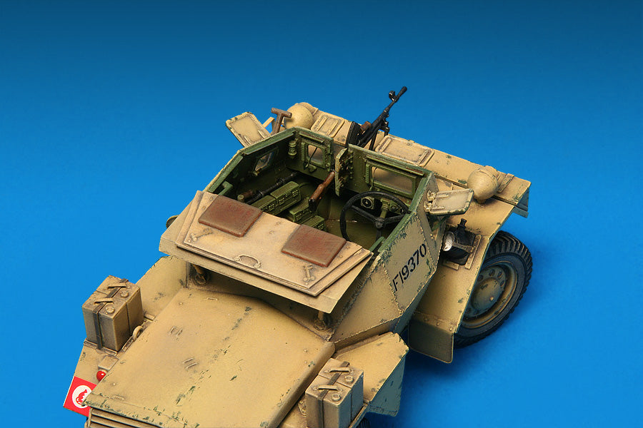 MiniArt 1/35 British Scout Car Dingo MK. 1b | 4820041101278