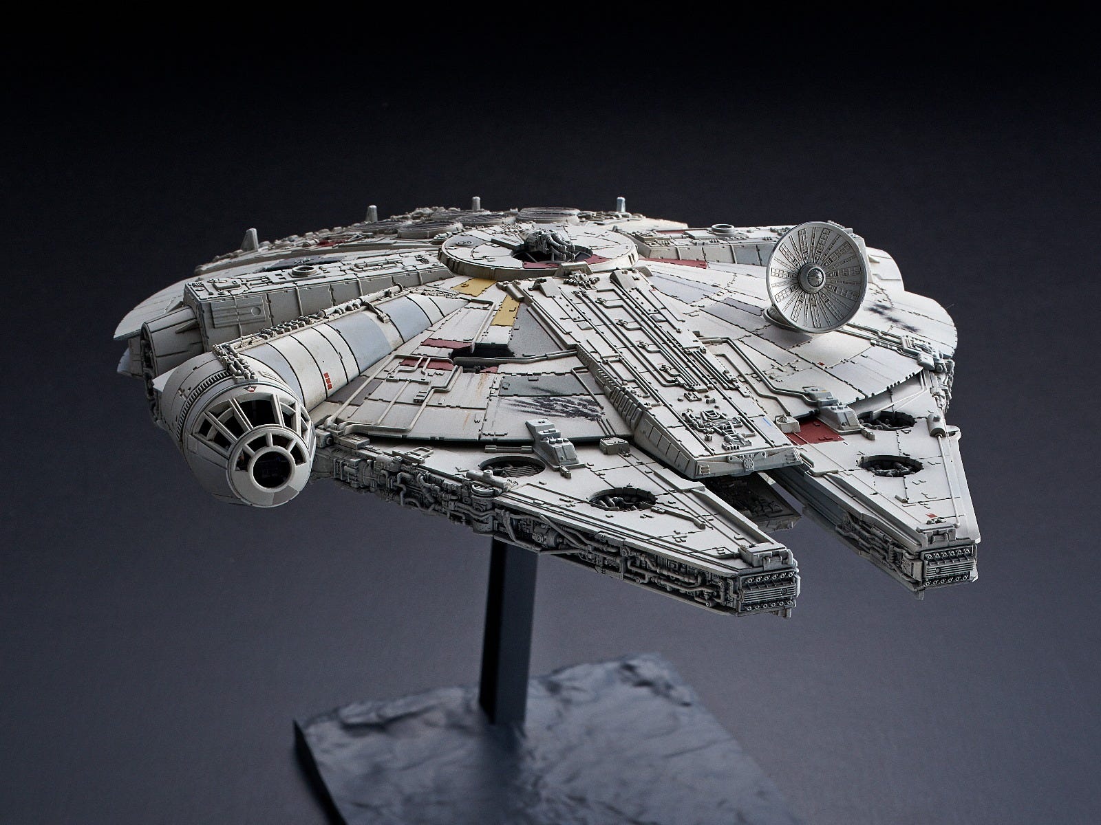 1/144 Millennium Falcon (The Rise of Skywalker) | 4573102581952