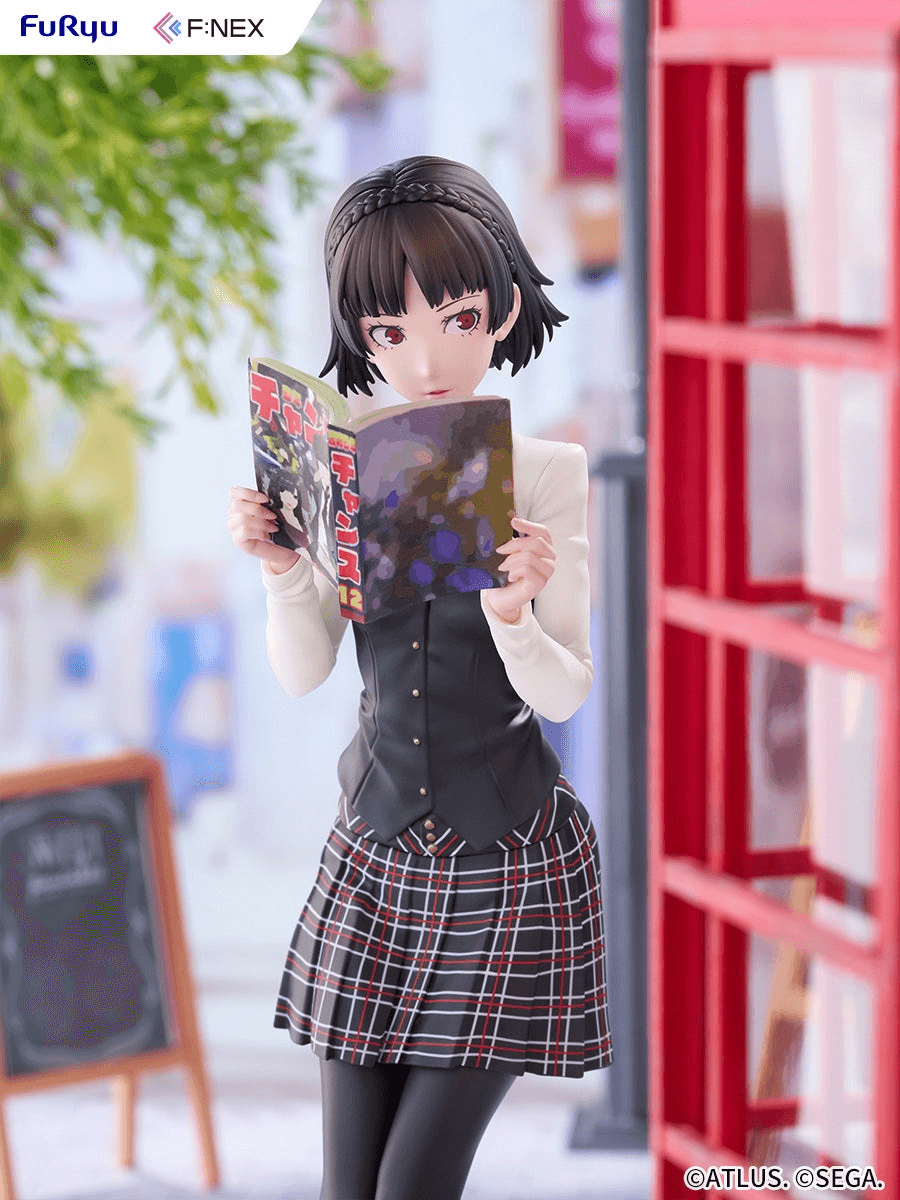 Makoto Niijima 1/7 Scale Figure
