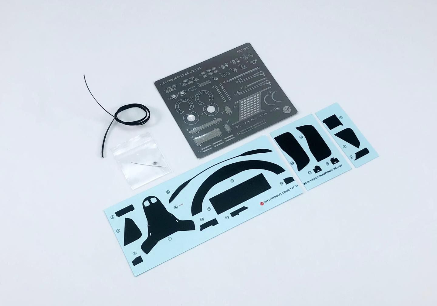 Platz NuNu 1/24 Detail-up Parts for Racing Series Chevrolet Cruze 1.6T 2013 WTCC World Champion