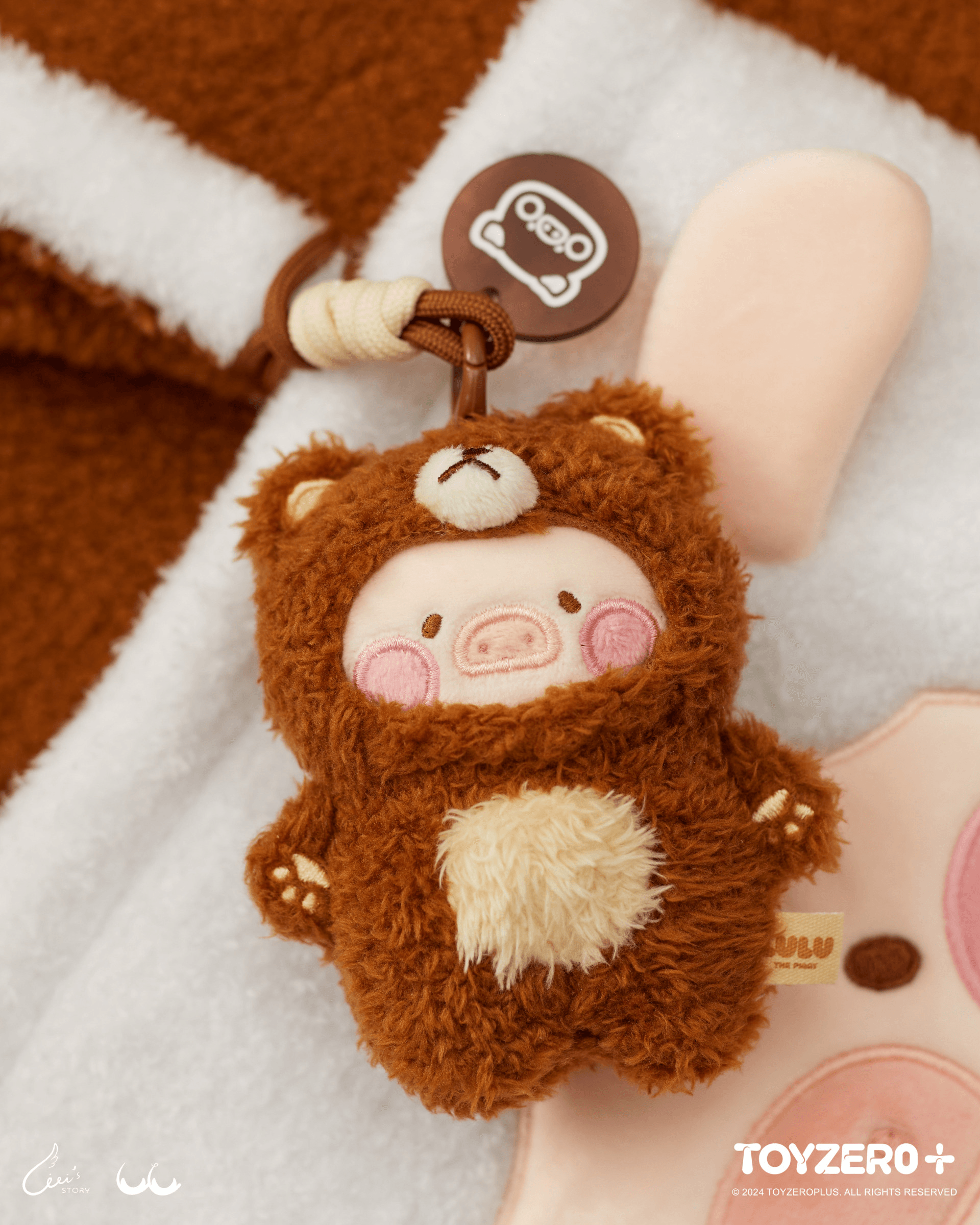 LuLu the Piggy Costume Series - Magnet Plush Keychain | 781005758119