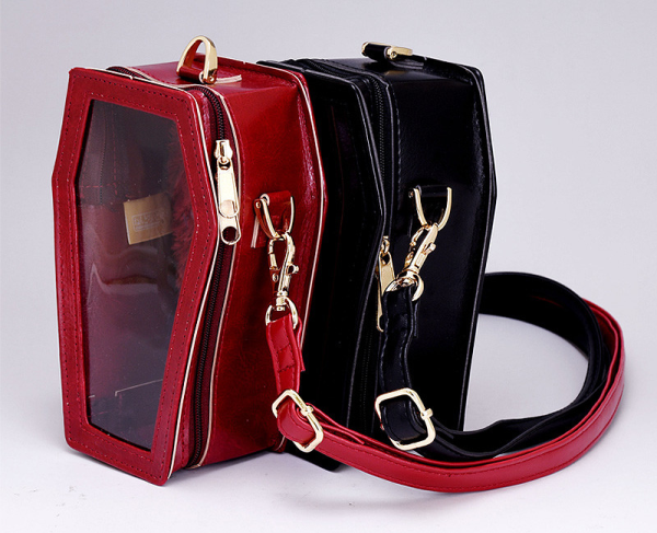GoodSmile Company Nendoroid Doll Pouch Neo: Coffin (Red)(re-run) | 4580590149496