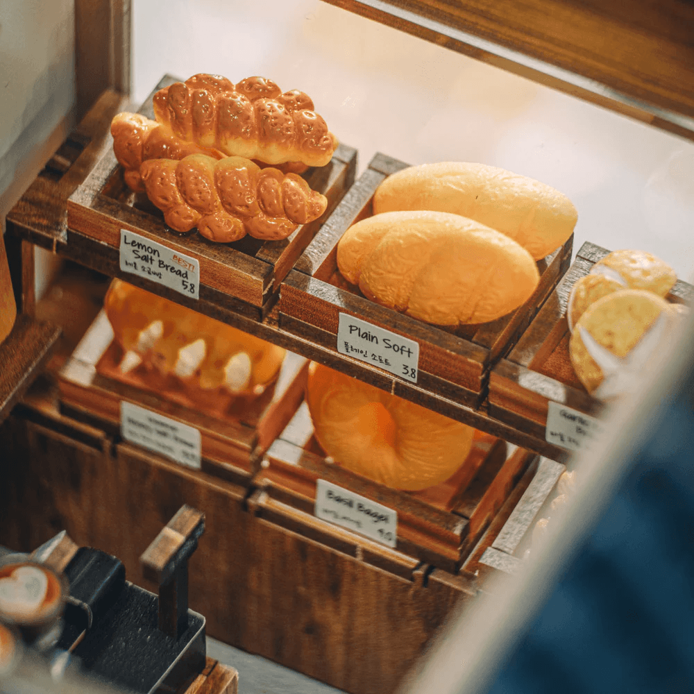 Ikseong-dong Hanok Salt Bread Bakery | 8881300806057