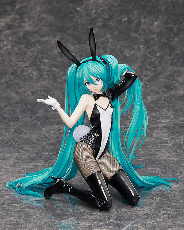 FREEing Hatsune Miku: Bunny Ver. / Art by SanMuYYB | 4570001512506
