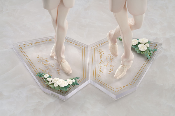 GOOD SMILE COMPANY Hikaru Kusakabe & Licht Sajo: Wedding Ver.(4571697183384)(4571697183384)