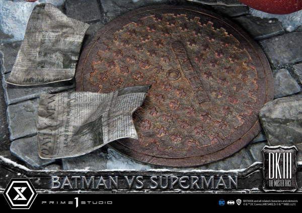 Prime 1 Studio Ultimate Diorama Masterline Batman:The Dark Knight Returns (Comics) Batman versus Superman Deluxe Version | 4580708030869