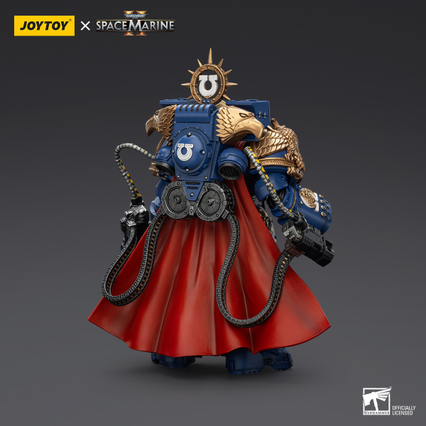 JOYTOY Ultramarines Marneus Calgar, Chapter Master with MKX Gravis Armour and Gauntlets of Ultramar | 6927054401338
