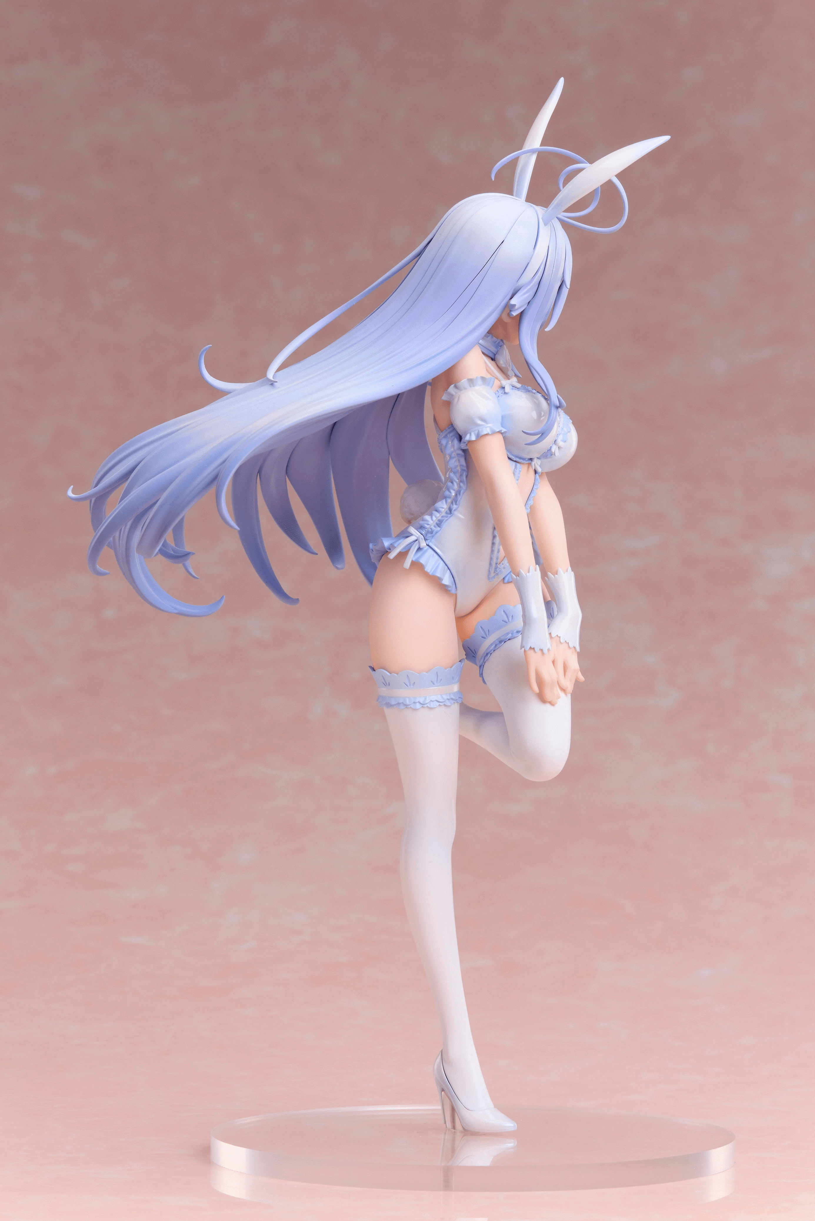 Lena Bunny Ver. 1/7 Scale Figure | 4534530934765