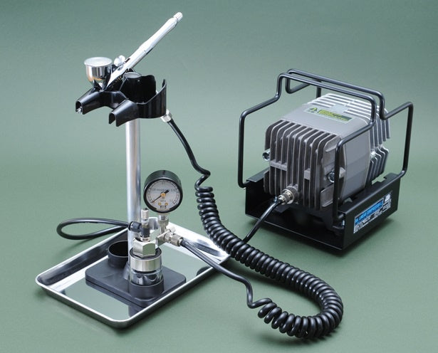 GSI Creos Mr. Linear Compressor L7 w/ PS268 Airbrush, PS253 Regulator | 4973028111224