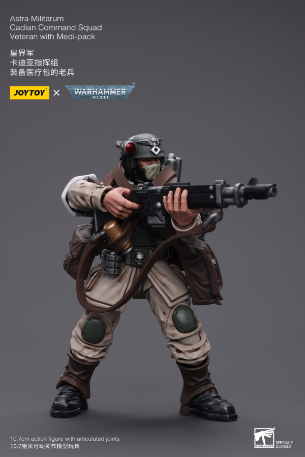 Joy Toy Astra Militarum Cadian Command Squad Veteran with Medi-pack(6973130377943)(6973130377943)