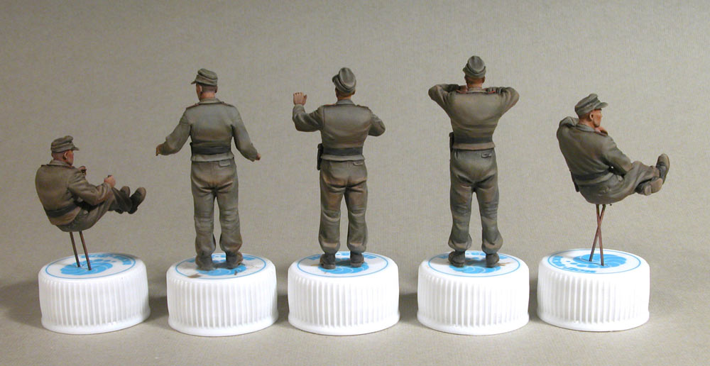 MiniArt 1/35 German SPG Crew Riders | 4820041100981