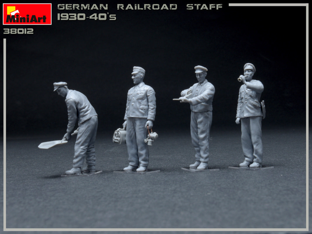 MiniArt German Railroad Staff 1930-40s | 4820183311986