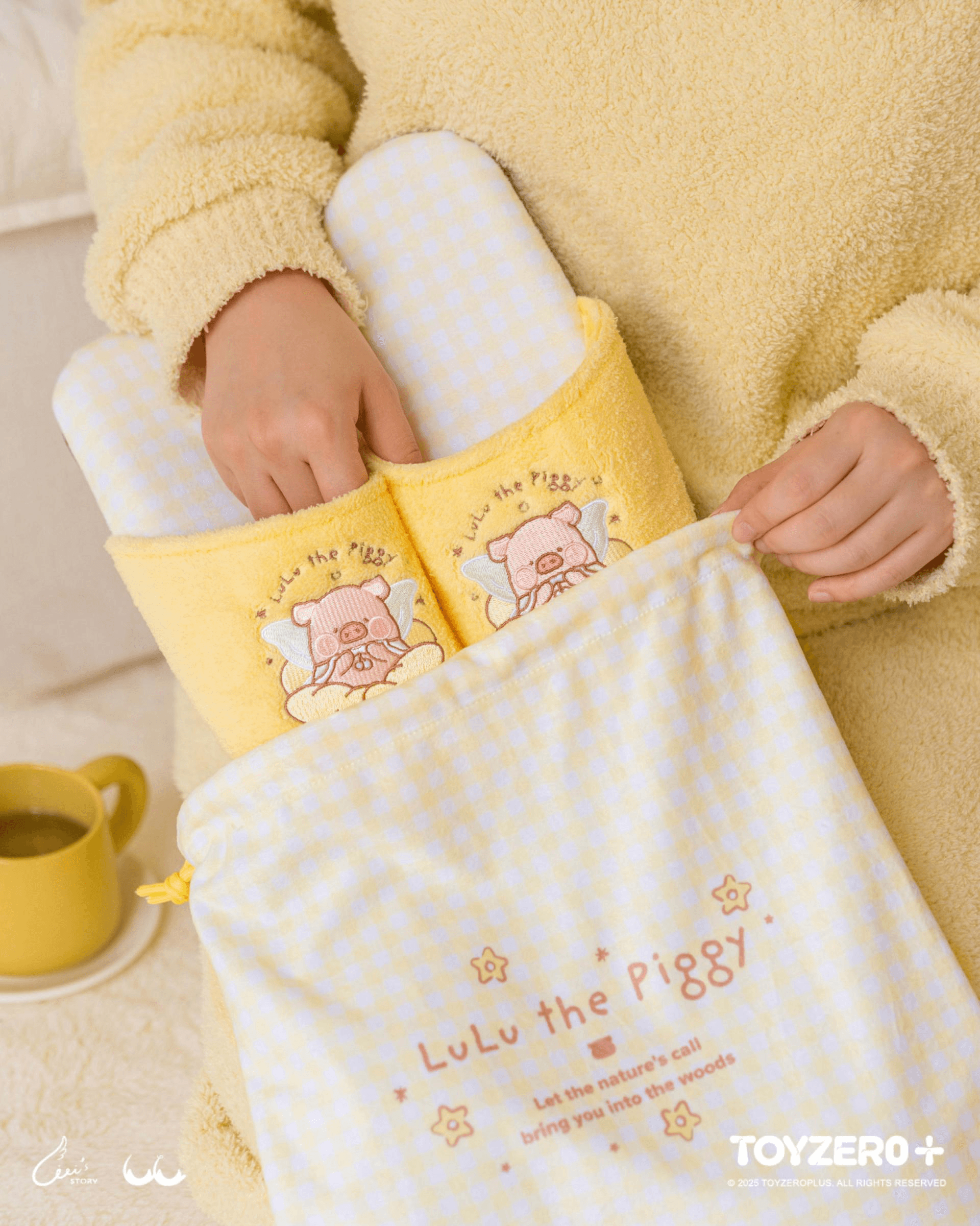 LuLu the Piggy Winter Series -Slippers (with cover) | 6978531761728