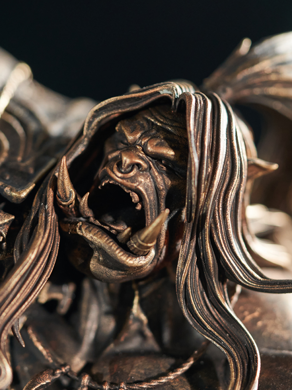 HEX Collectibles Blizzard World of Warcraft® Grommash Hellscream 1/10 Scale Bronze-Colored Edition Statue | 6972099322636