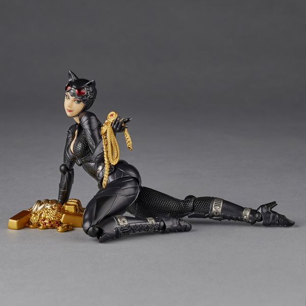 Kaiyodo Revoltech Amazing Yamaguchi Cat Woman | 4537807220226