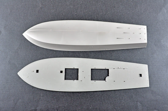 ILOVEKIT 1/48 US Navy Elco 80' Motor Patrol Torpedo Boat Early Type