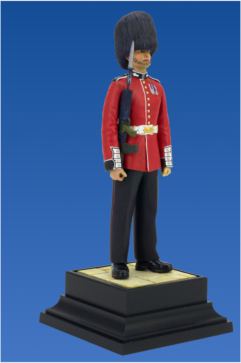 ICM British Grenadier Queen’s Guards | 4823044404100