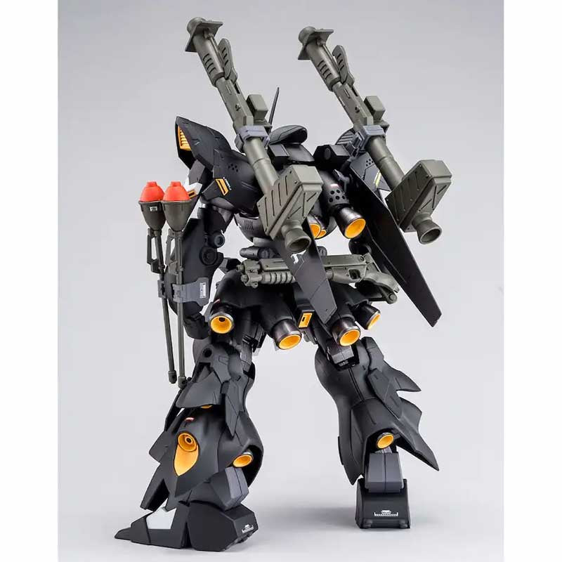 P-Bandai MG 1/100 Kämpfer Schwer