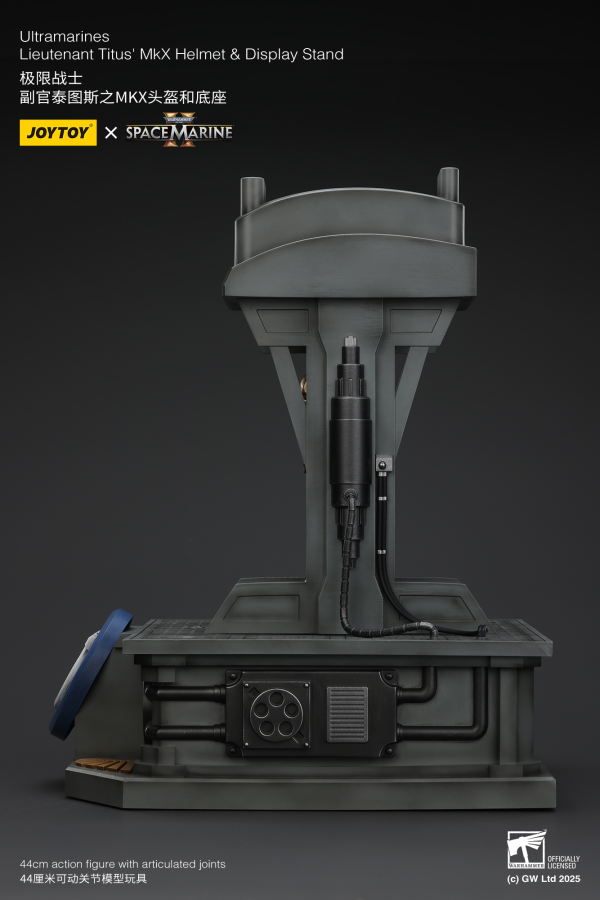 JOYTOY Ultramarines Lieutenant Titus' MKX Helmet & Display Stand | 6927054401697