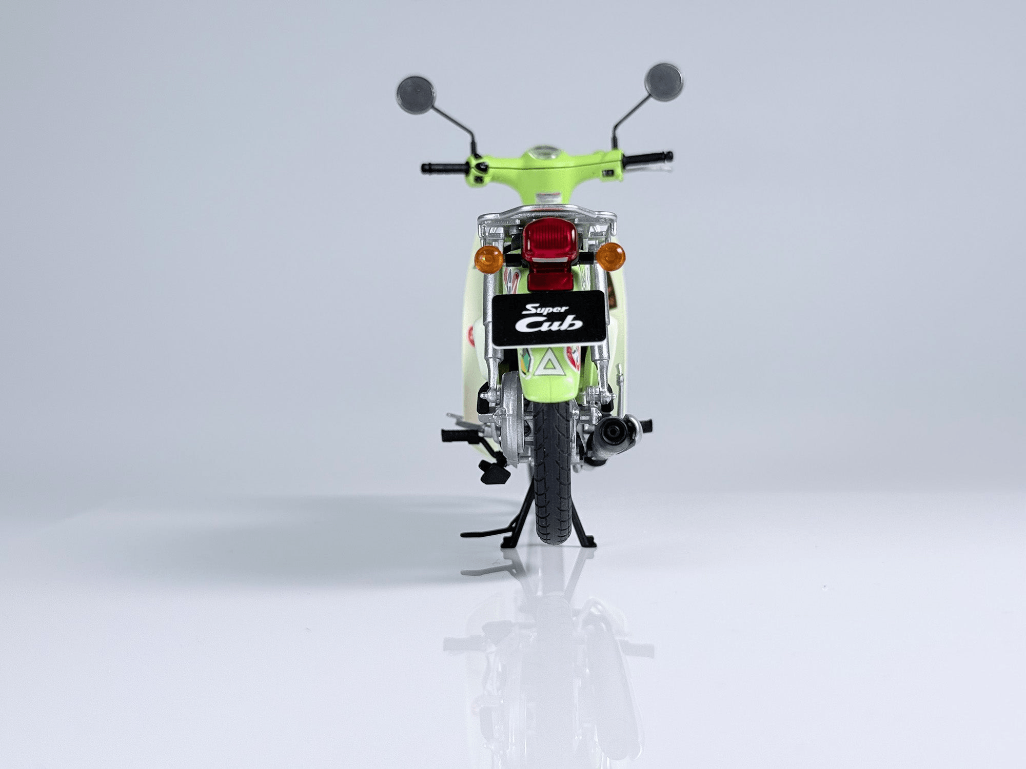 1/12 HONDA Super Cub (Zundamon Edition) | 4582362389574