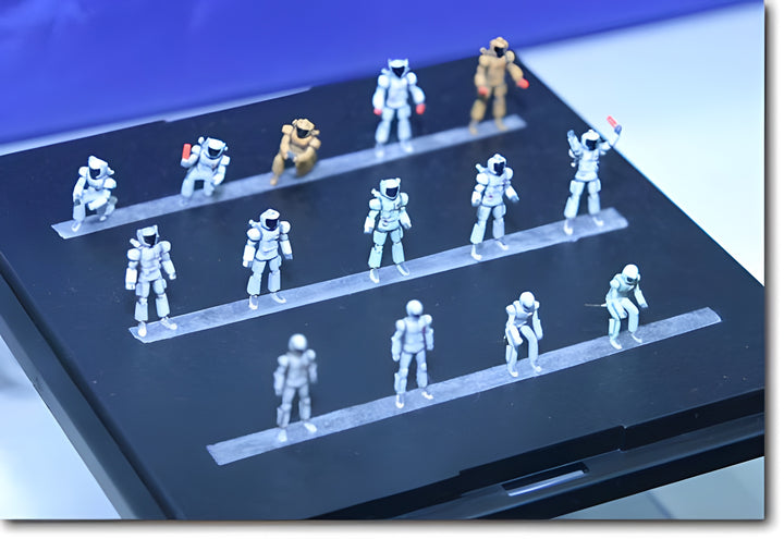 Wave MOBILE STAFF (1/100) - Diorama Figurines In Various Poses