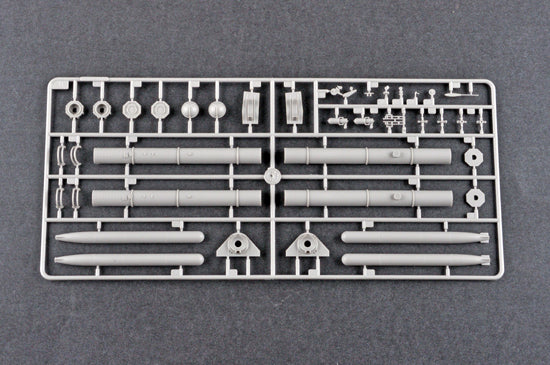 ILOVEKIT 1/48 US Navy Elco 80' Motor Patrol Torpedo Boat Early Type