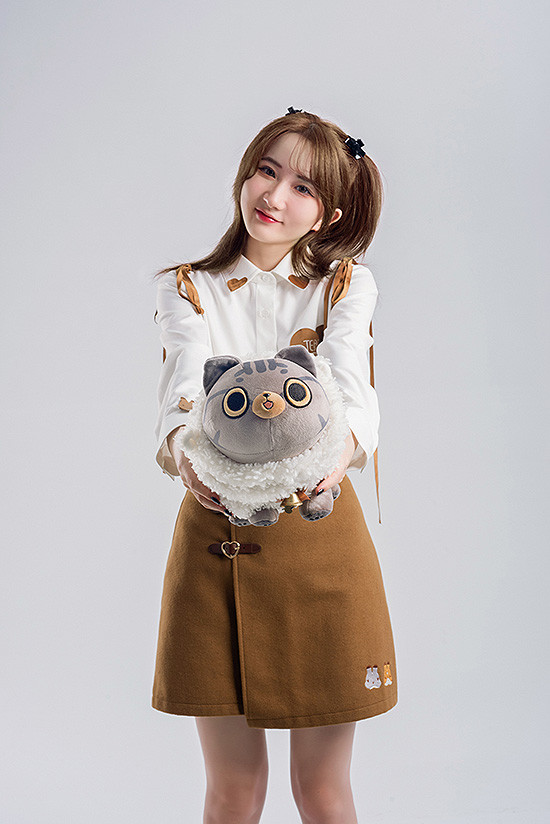 Team Timothy Kuikui Sheep Hug Pillow | 6972278153372