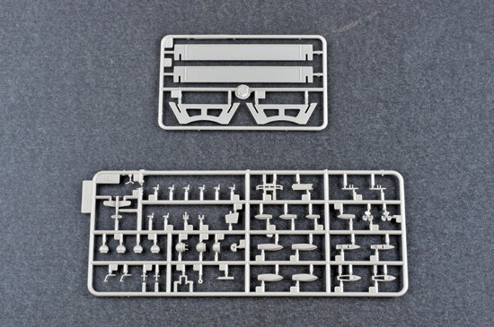 ILOVEKIT 1/700 Top Grade German Bismarck Battleship 1941