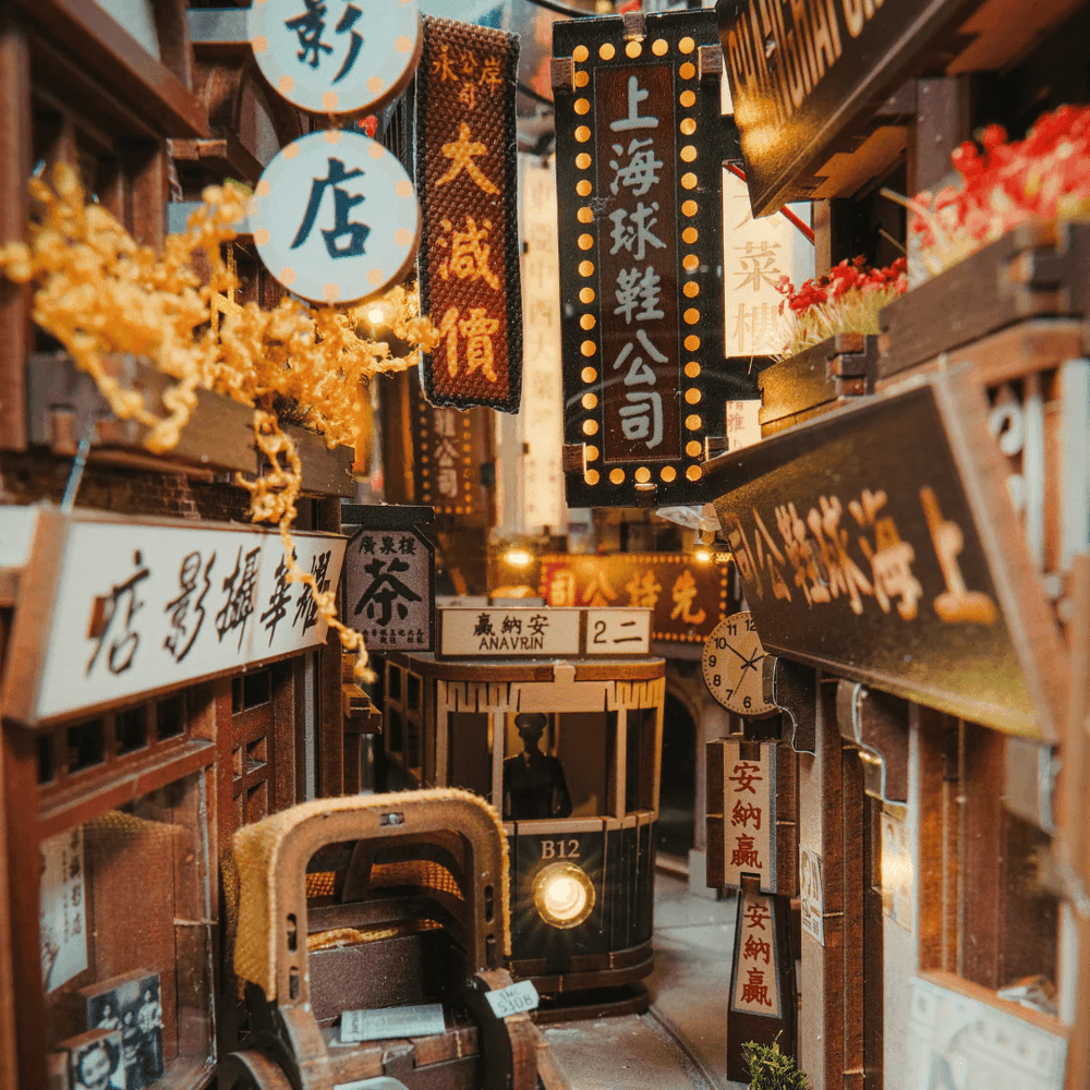 Old Shanghai Book Nook Kit | 2022600000070