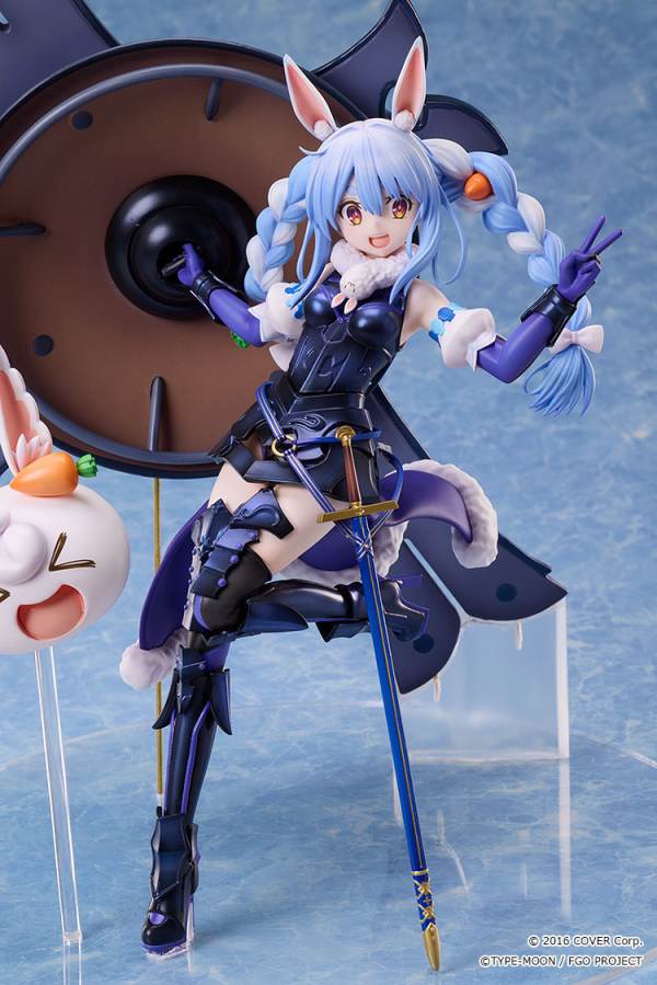 ANIPLEX Usada Pekora × Mash Kyrielight 1/7 Collaboration Figure | 4534530793546