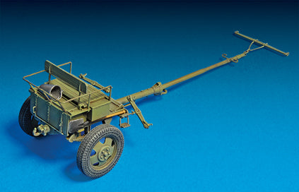 MiniArt 1/35 USV-BR 76-mm Gun Mod.1941 w/Limber & Crew | 4820041102886