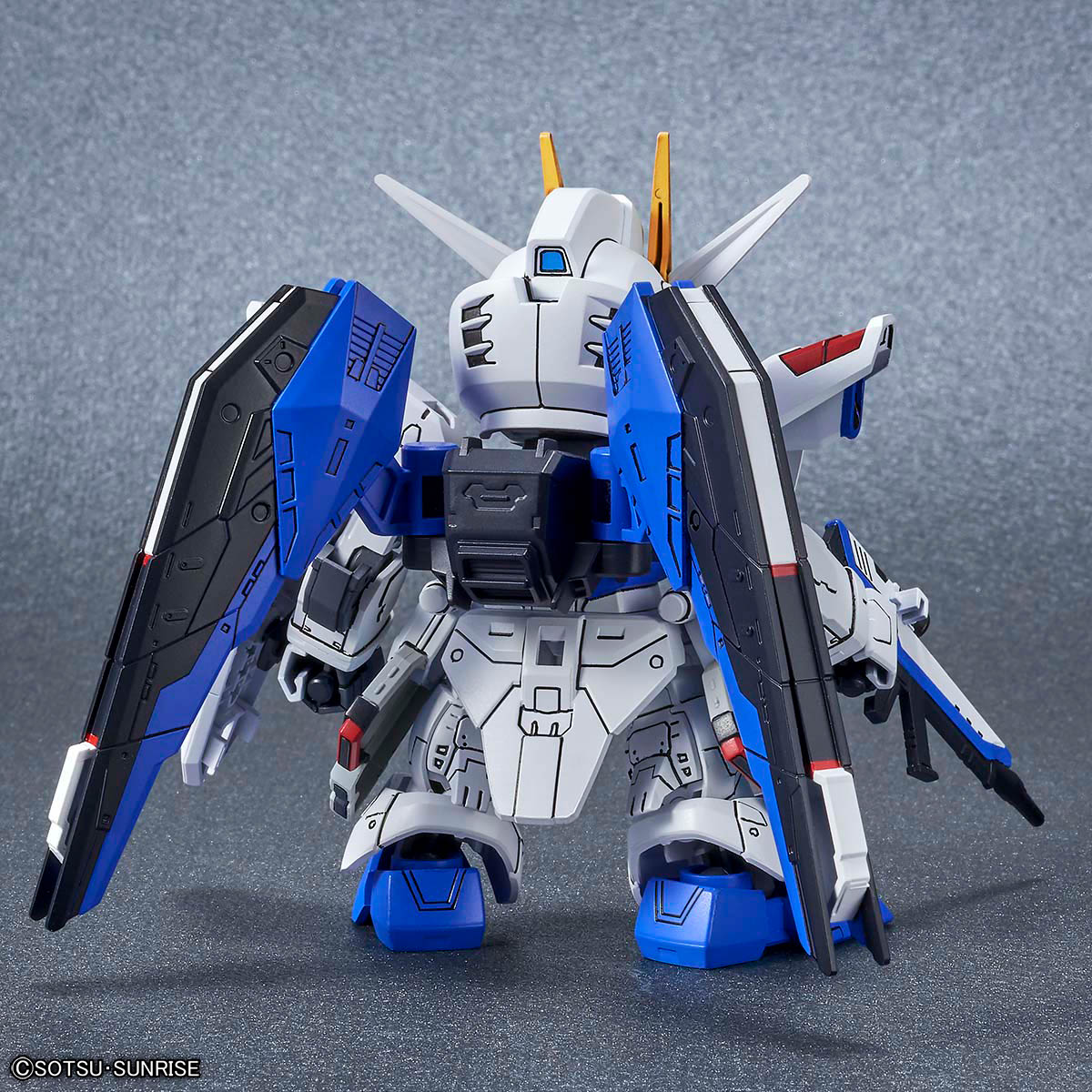 SD Gundam Ex-Standard ZGMF X10A Freedom Gundam Ver.SH