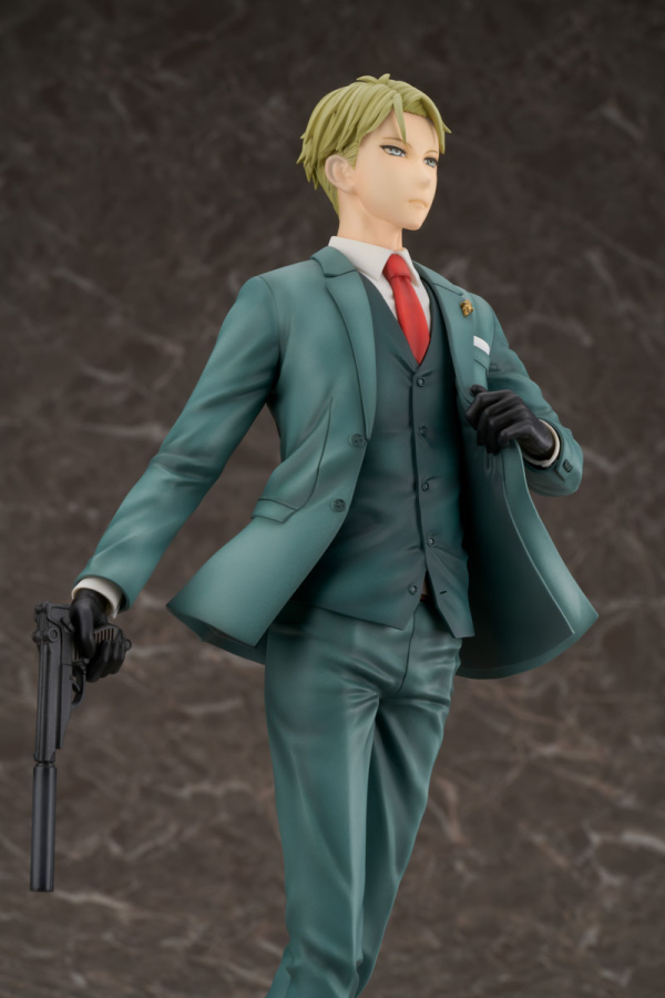FURYU Corporation SPY×FAMILY Loid Forger 1/7 Scale Figure | 4589584958472