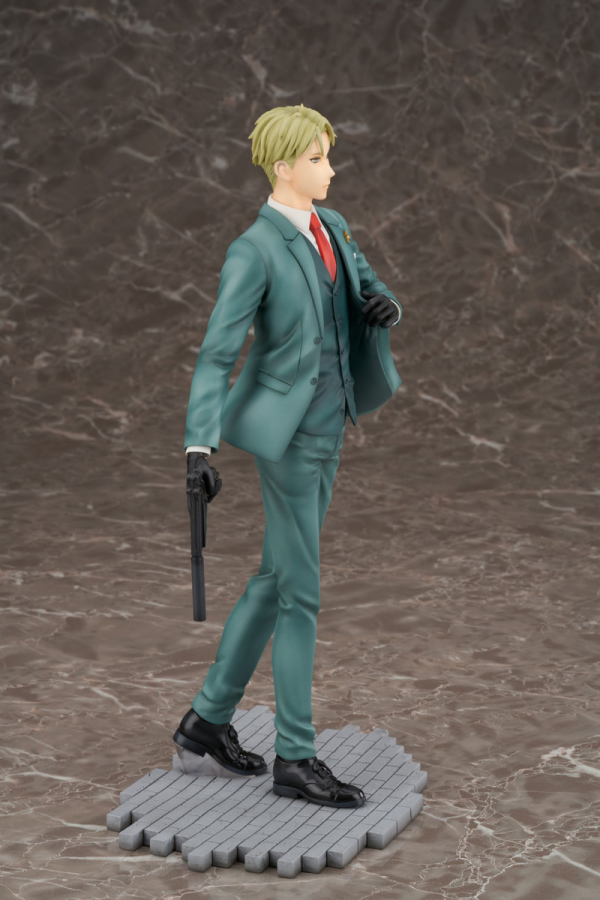 FURYU Corporation SPY×FAMILY Loid Forger 1/7 Scale Figure | 4589584958472