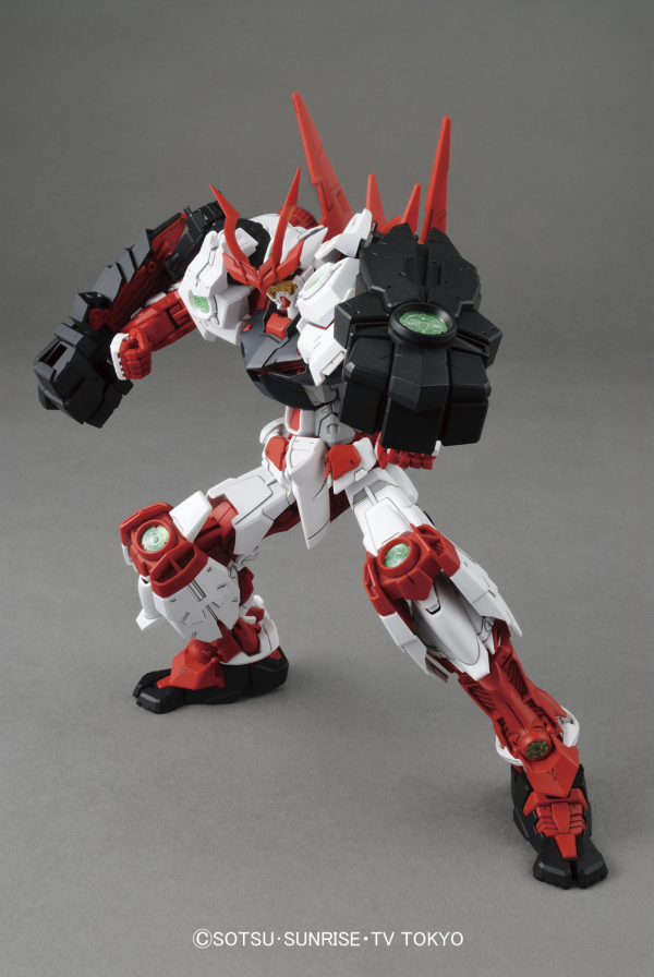 MG 1/100 Sengoku Astray Gundam | 4573102661364